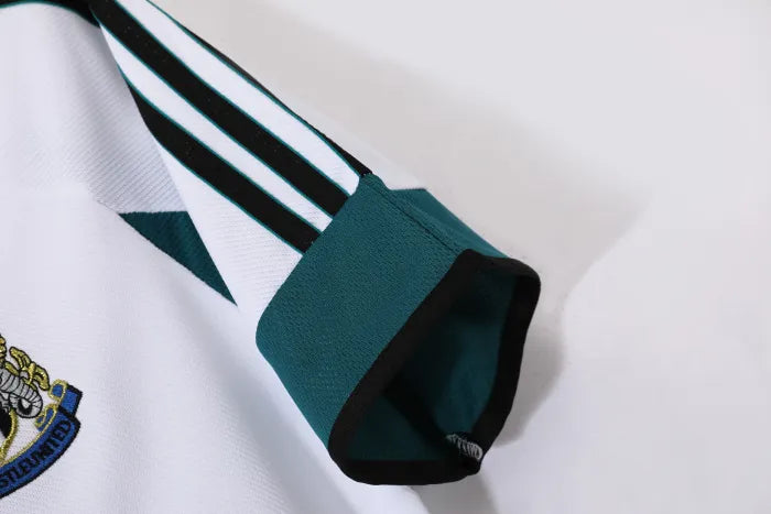 Newcastle United Away Retro Jersey 1999/00