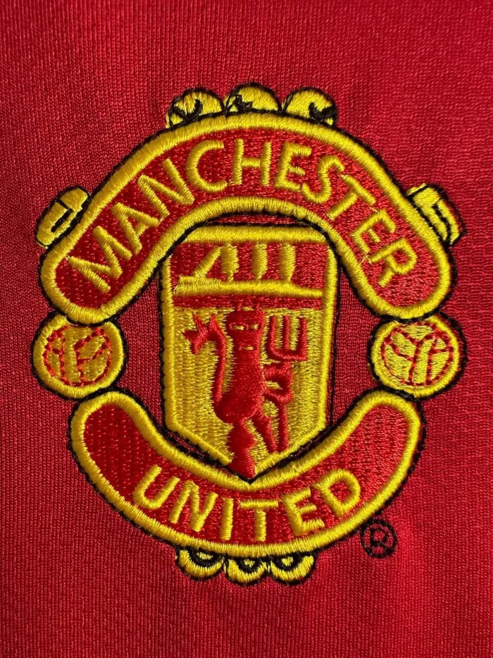 Manchester United Home Retro Jersey 2005/06