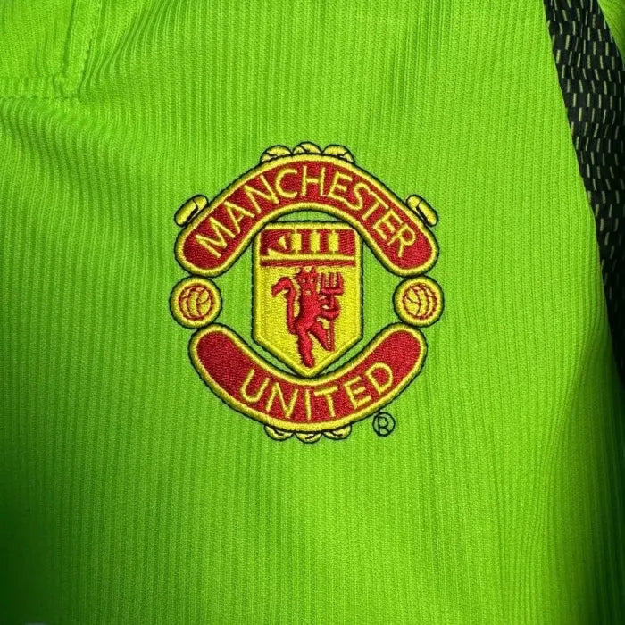 Manchester United Home Long Sleeve Retro Jersey Goal Keeper 1998/99